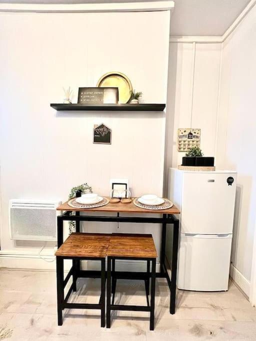 Skyline King Suites 202 Swansea Esterno foto